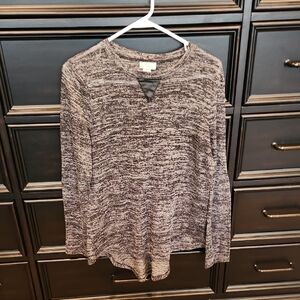 Women's Gray Top